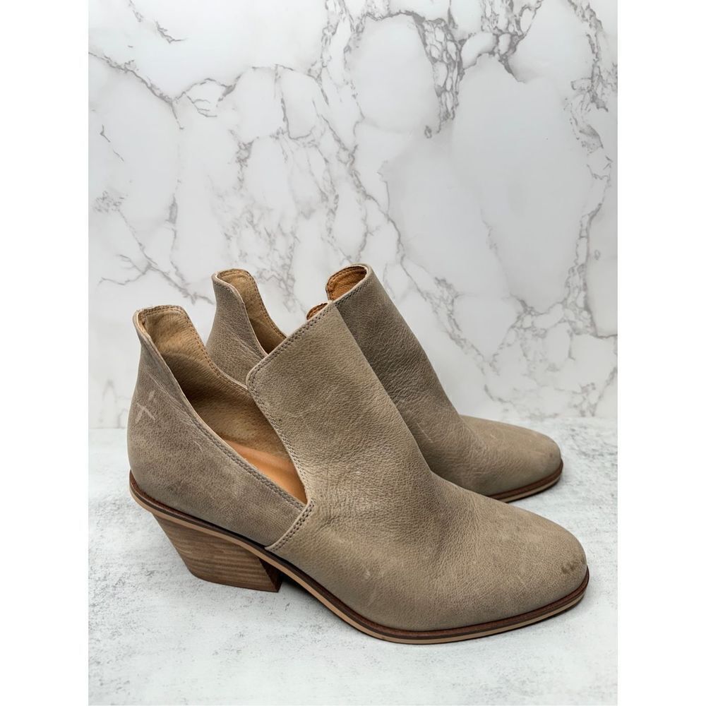 Lucky Brand Boots Womens Size 8.5 Tan‎ Leather Block Heel Pull On Style